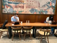 大堂-星巴克(深圳欢乐颂店)
