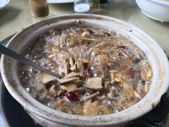 -东巴谷野生菌火锅餐厅