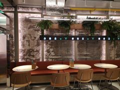 -老乡鸡(上海白玉兰广场店)