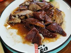 -巷子里小酒馆(繁荣路店)