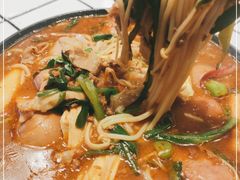 -肥汁米蘭香港米线(长宁来福士店)