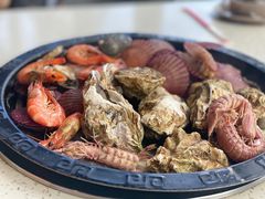 -巧克力渔家.小船海鲜胶东菜(万平口店)