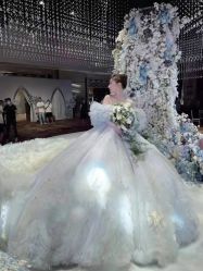 -潮妆婚纱礼服嫁衣馆(潮妆彩妆造型)