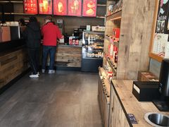 -星巴克(上海虹桥南丰城办公楼店)
