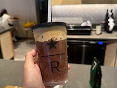 -星巴克臻选(上海合生汇1F店)