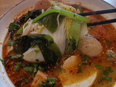 -小蛮椒麻辣烫·麻辣拌(静安店)