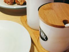 -关东小磨东北菜(上海长风大悦城店)