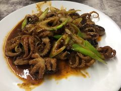 -臻鲜燕海鲜融合餐厅(金陵style店)