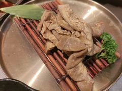 -草家酱蟹炭火烤肉店(珲春南路一店)