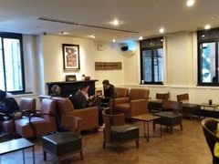 大堂-星巴克臻选(广州沙面店)