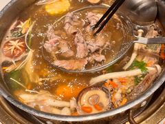 -牛人日志·鲜牛肉骨汤火锅(万科里瑧店)