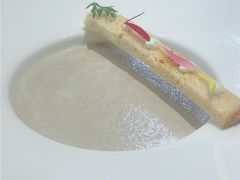 蘑菇浓汤-鼎鼎西餐厅