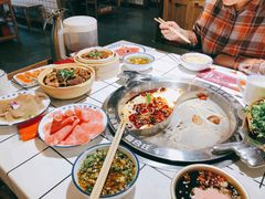 -贤合庄卤味火锅(勒泰中心店)