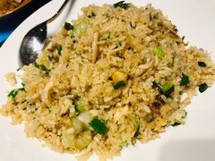-臻鲜燕海鲜融合餐厅(金陵style店)