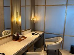 -成都华尔道夫酒店游泳池