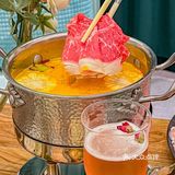 不愧是南京｜还能在书店里边吃火锅边看动画