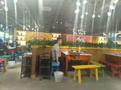 大堂-钢管厂五区小郡肝火锅串串香(清河店)