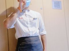 -海底捞火锅(曹安公路店)
