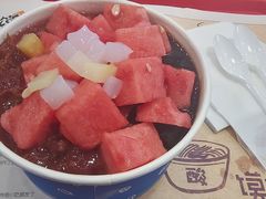 -帅小六刨冰·不一样的奶冰(总店)