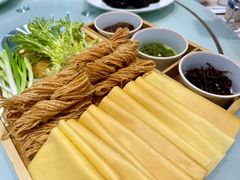 煎饼卷大葱-老德州四合院·德州菜(天衢路店)