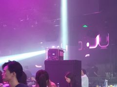 -SPACE(欢乐颂购物中心店)