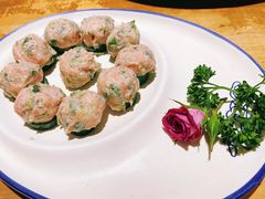 -白乐天毛肚火锅馆(解放碑店)