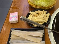 -曹丞相·地锅鸡·地锅鱼(武林店)