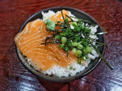 三文鱼米饭大盖浇-纪州豚骨酱油拉面(锦延路店)