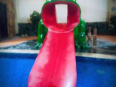 -泉城欧乐堡戏水湾艺术养生温泉