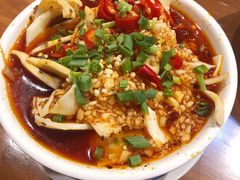 -炉小二铜锅牛蛙•川湘菜(三里屯店)