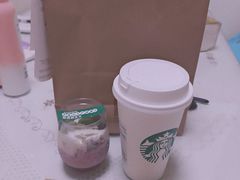 -星巴克(汤臣国贸大厦店)