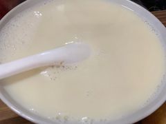 -云南大锅豆浆店