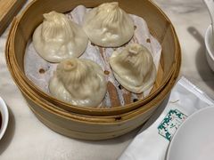 -香港百合居(LCM置汇旭辉广场店)