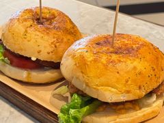 -必胜客(东大桥店)