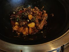 -锅老头海鲜铁锅炖