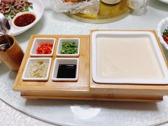 -祥云精致湘菜馆(东1时区店)