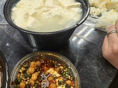-重庆石磨豆花庄(乔庄店)