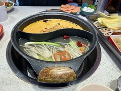 -钢管厂五区小郡肝串串香(蜀都万达店)