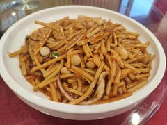 -绿岛酒楼(小海地店)