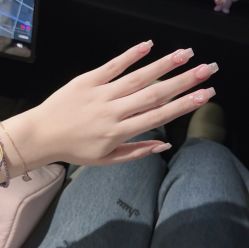 -手牵手美甲