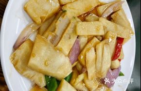 Stir-Fried Fresh Bamboo Shoots with Oyster Sauce
