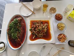 -洪平血旺椒麻鸡雅鱼饭店(熊猫大道店)
