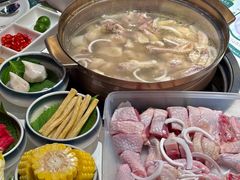 -烹然四季椰子鸡火锅(姚家园万象汇店)