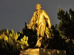 -荔枝公园-小平画像广场