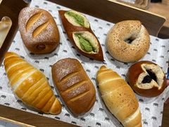 -沁屋面包店(人民东路店)