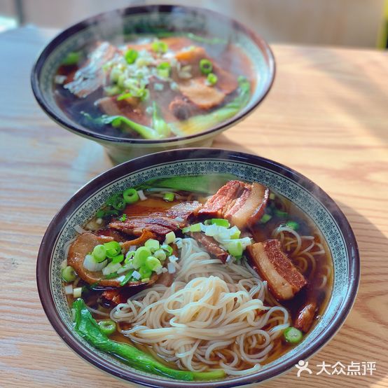 葵英大肉面(八一路店)