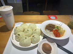 -凤起龙游老面包子(凯德晶品店)