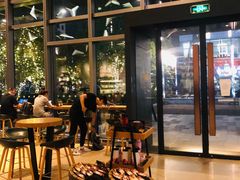 -星巴克臻选(杭州嘉里中心1F店)