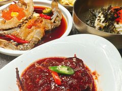 -草家酱蟹炭火烤肉店(珲春南路二店)