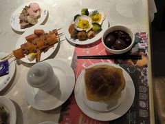 -四海一家自助餐(益田假日广场店)